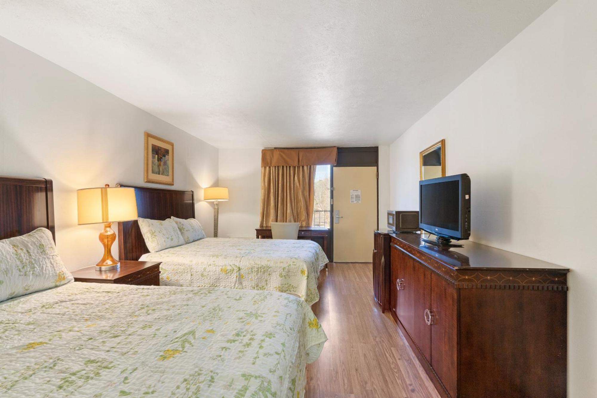 Williamsburg Suites Extérieur photo